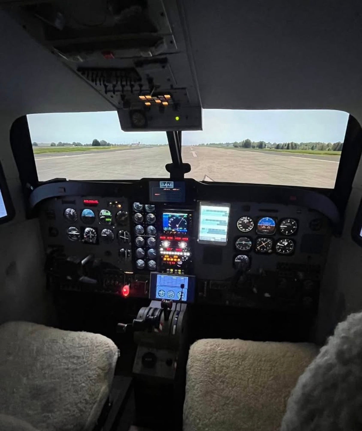 Beechcraft King Air B200 Flight Simulator